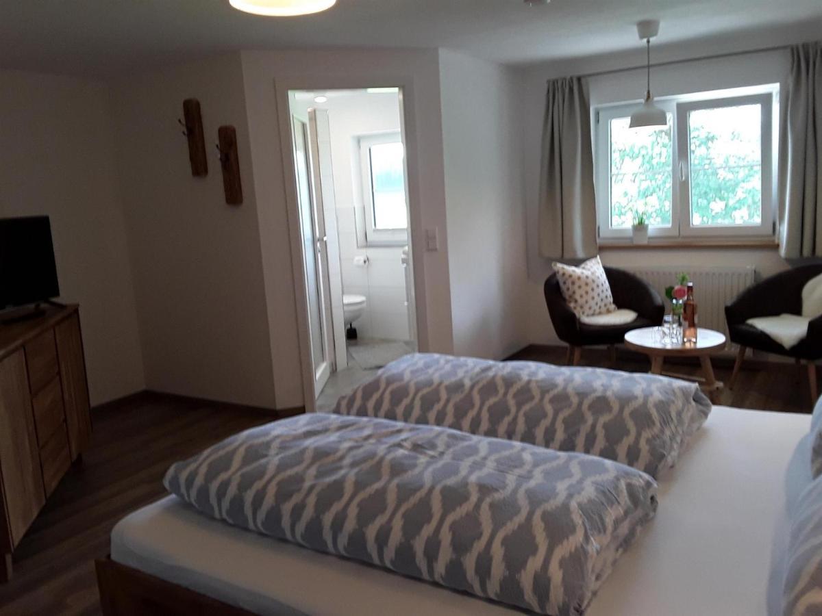 Rosenhof Acomodação com café da manhã Isny im Allgäu Exterior foto