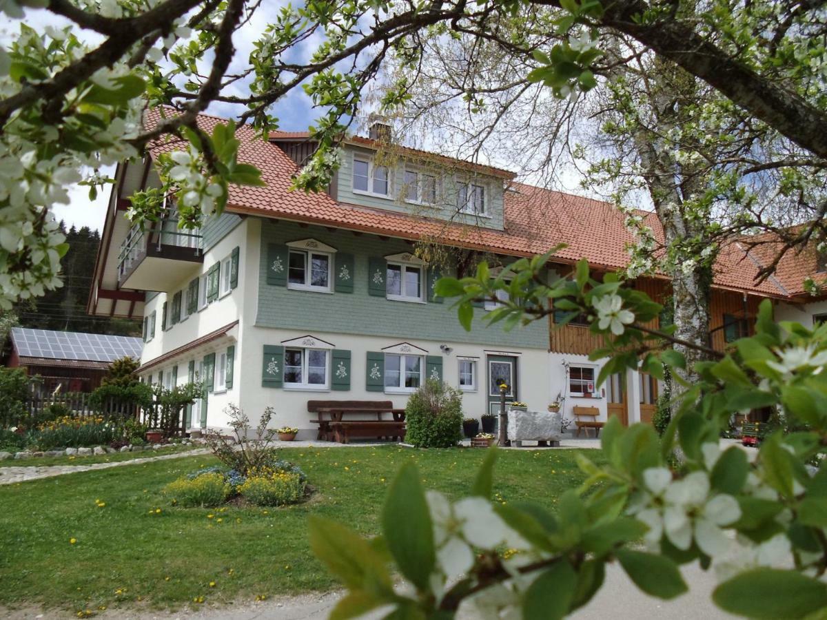 Rosenhof Acomodação com café da manhã Isny im Allgäu Exterior foto